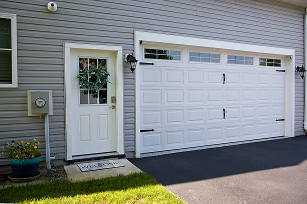 24/7 Emergency Garage Door Panel Replacement experts in Riverdale, UT